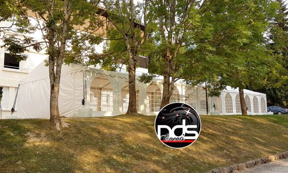 Location D Une Tente De Reception Barnum 168 Ou 170m En 7x24m